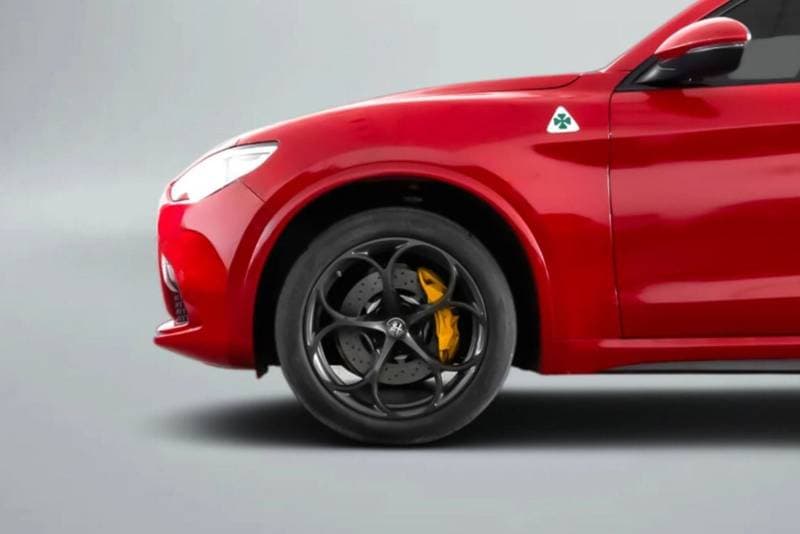 2019 Alfa Romeo Stelvio QUADRIFOGLIO thumbnail 6