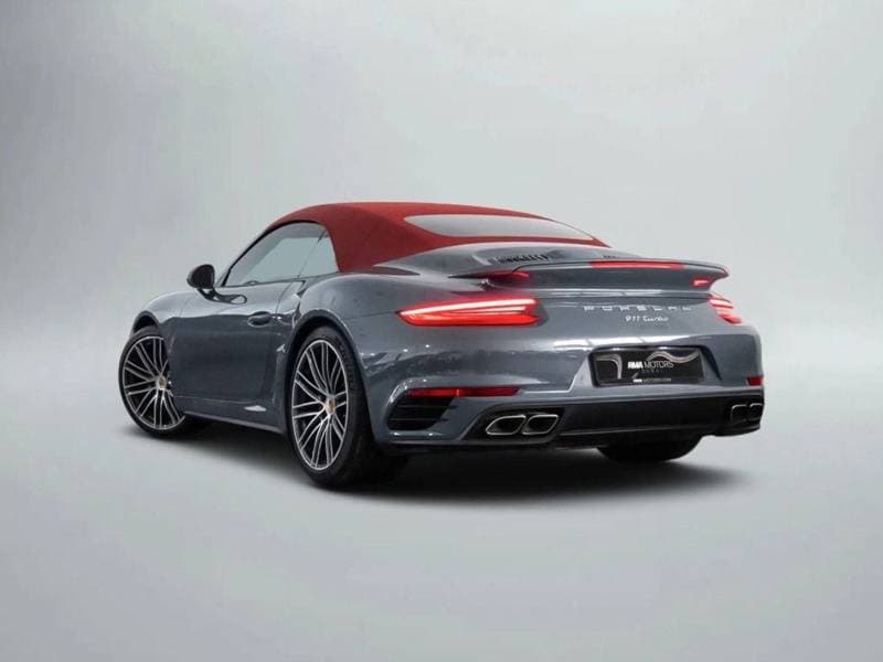 2017 Porsche 911 TURBO thumbnail 2