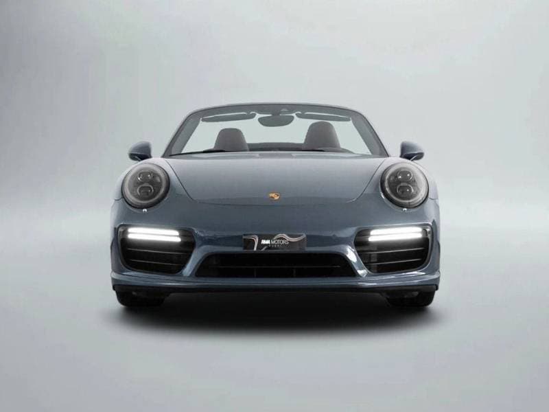 2017 Porsche 911 TURBO thumbnail 3