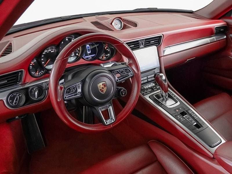 2017 Porsche 911 TURBO thumbnail 7