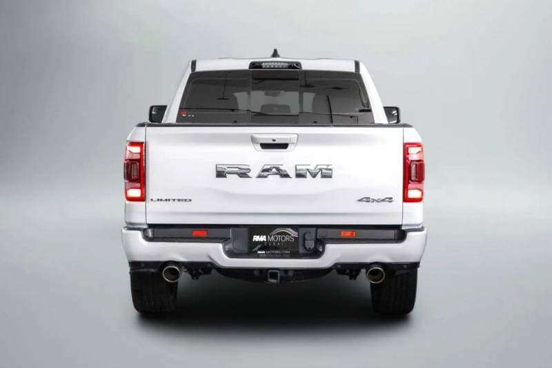 2023 RAM 1500 LIMITED thumbnail 4