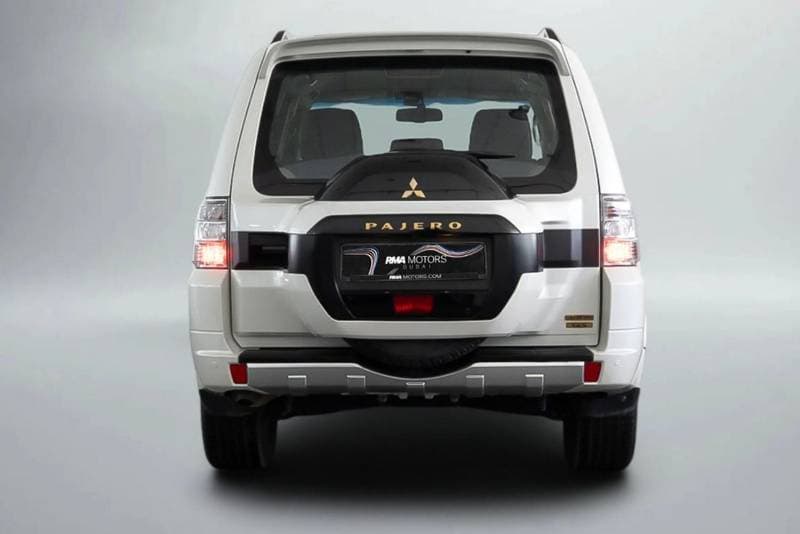 2020 Mitsubishi Pajero GLS H/L GOLD thumbnail 4
