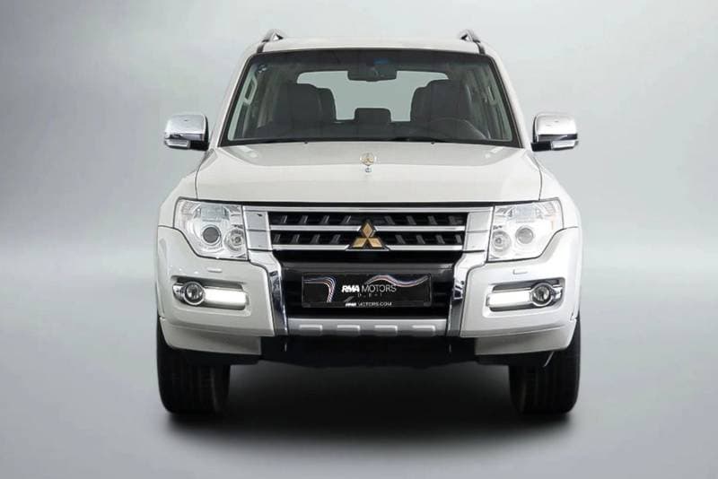 2020 Mitsubishi Pajero GLS H/L GOLD thumbnail 3