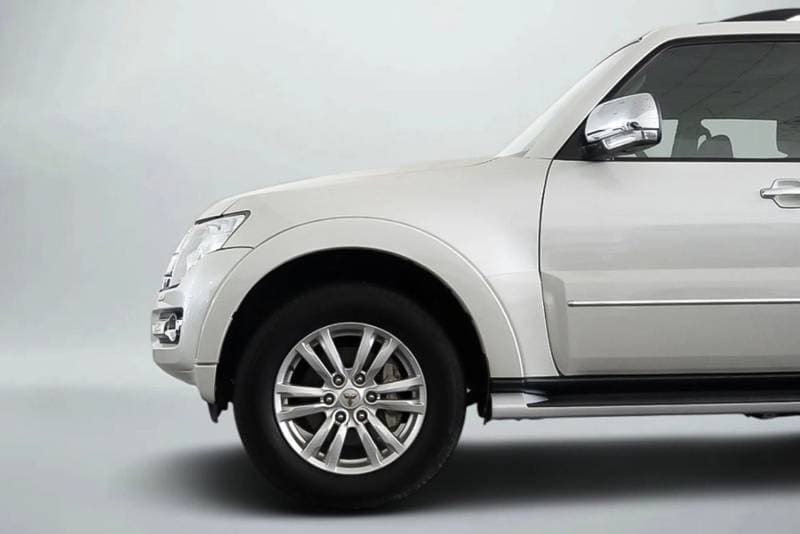 2020 Mitsubishi Pajero GLS H/L GOLD thumbnail 6