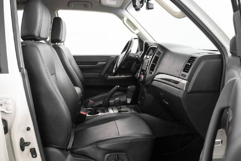 2020 Mitsubishi Pajero GLS H/L GOLD thumbnail 8