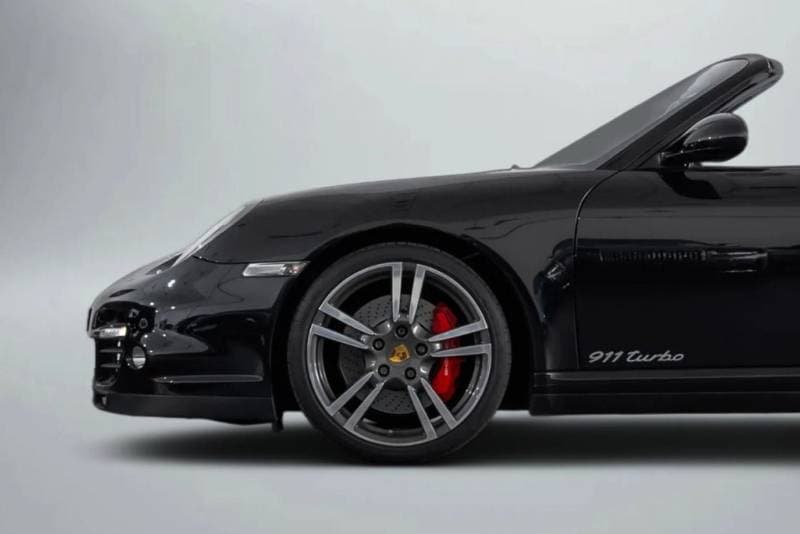 2010 Porsche 911 Turbo thumbnail 6