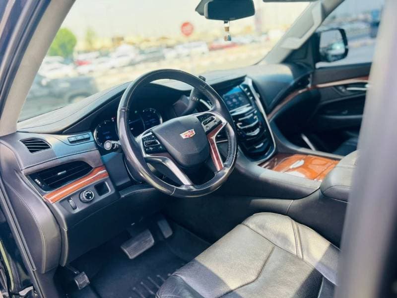 2018 Cadillac Escalade ESV PREMIUM LUXURY thumbnail 7