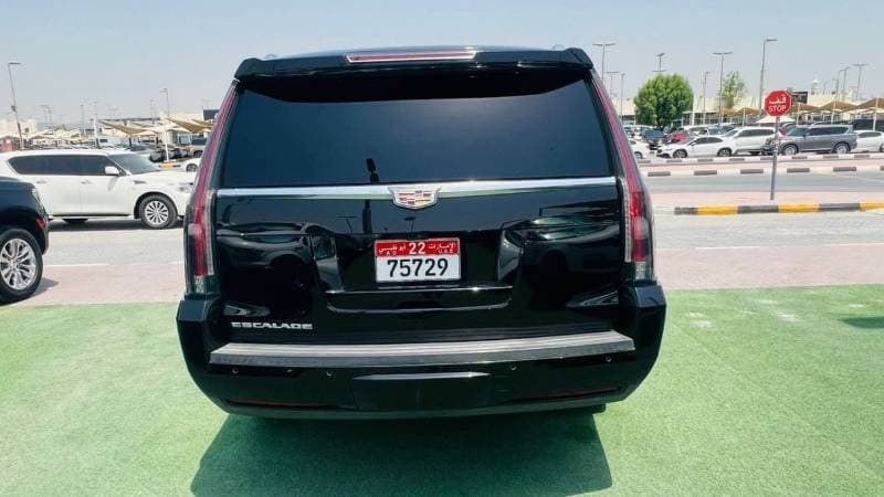 2018 Cadillac Escalade ESV PREMIUM LUXURY thumbnail 4