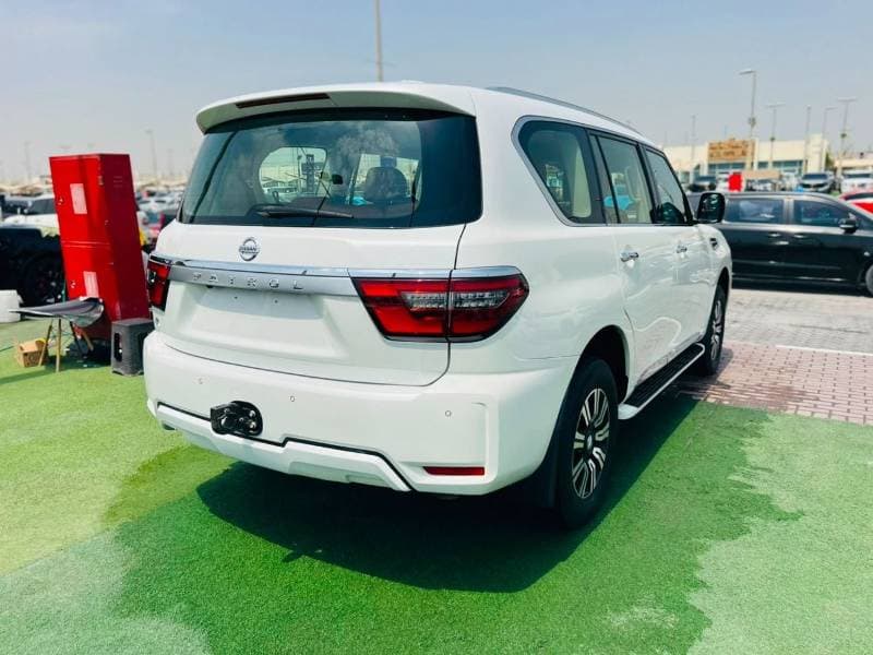 2020 Nissan Patrol SE T2 thumbnail 5