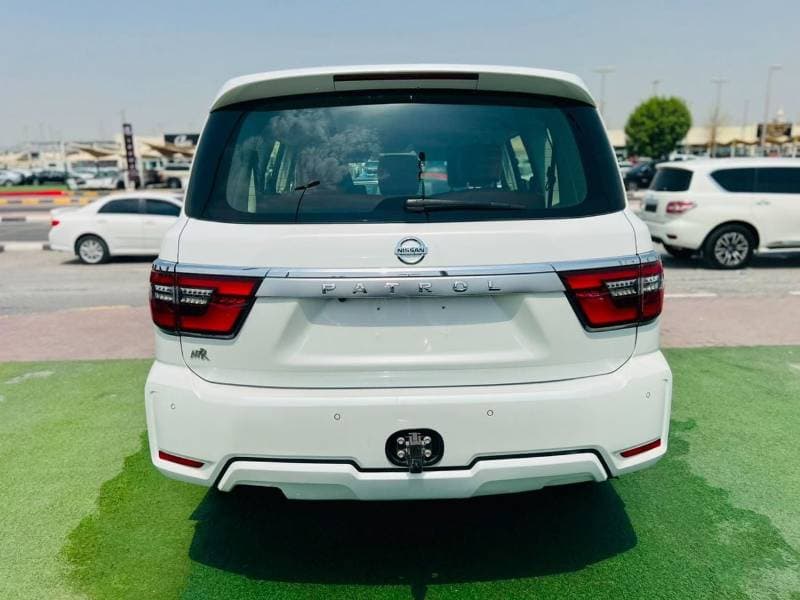 2020 Nissan Patrol SE T2 thumbnail 4