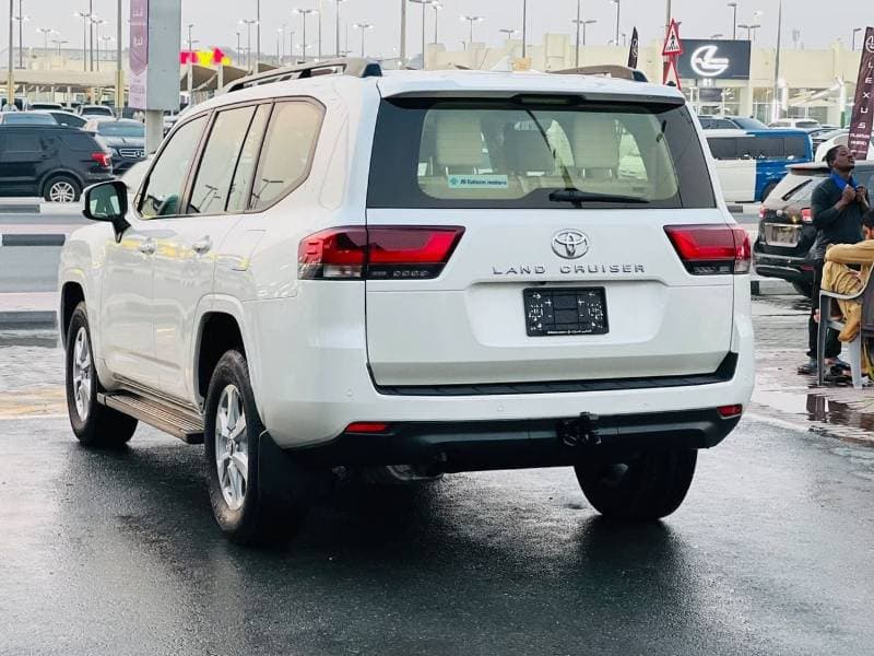 2024 Toyota Land Cruiser EXR thumbnail 6
