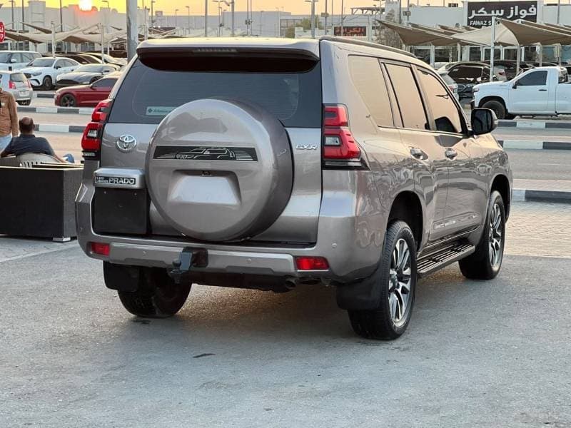2022 Toyota Prado GXR thumbnail 5