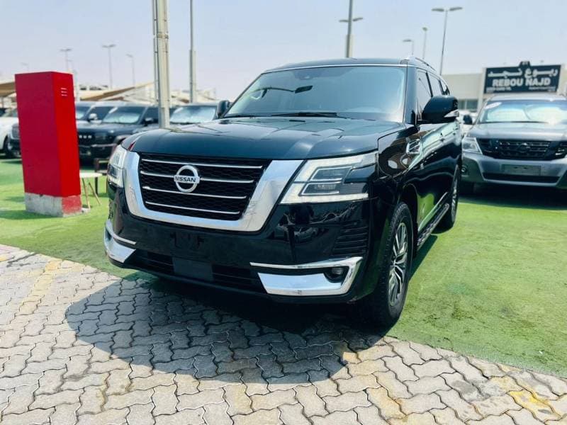 2020 Nissan Patrol LE TITANIUM thumbnail 3