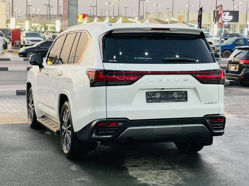 2024 Lexus LX600 PRESTIGE thumbnail 6