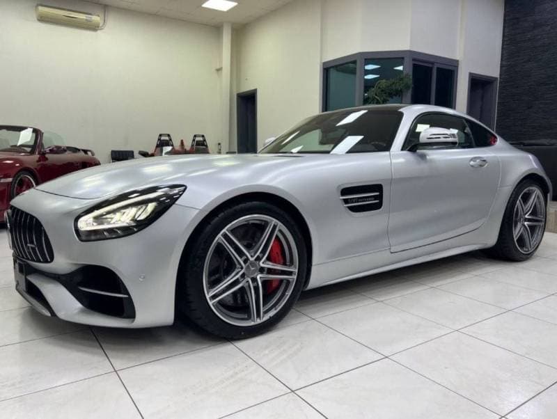 2020 Mercedes Benz AMG GT C thumbnail 4