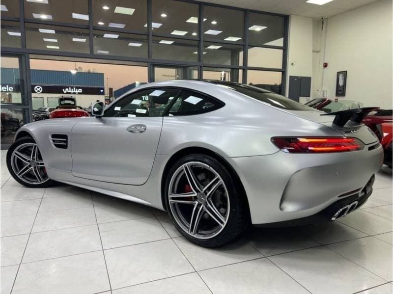 2020 Mercedes Benz AMG GT C thumbnail 2