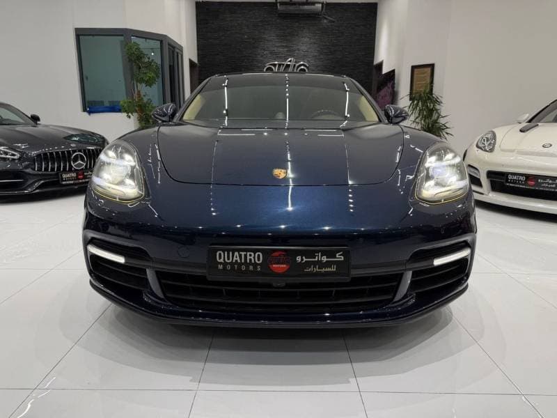 2017 Porsche Panamera 4S thumbnail 2
