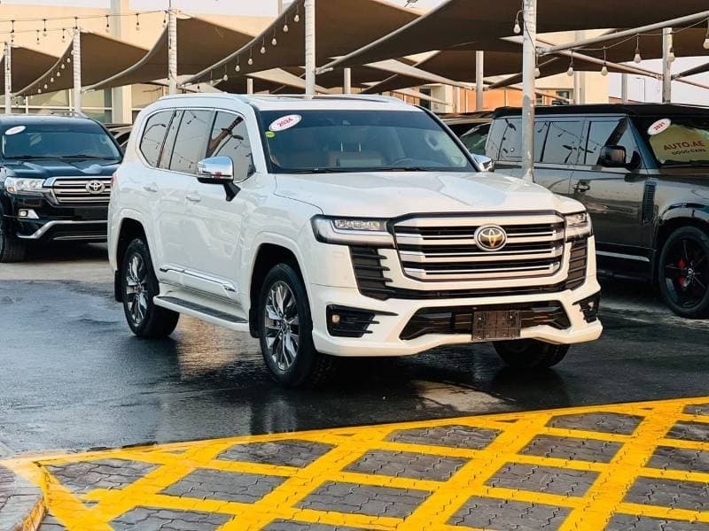 2024 Toyota Land Cruiser VXR thumbnail 2