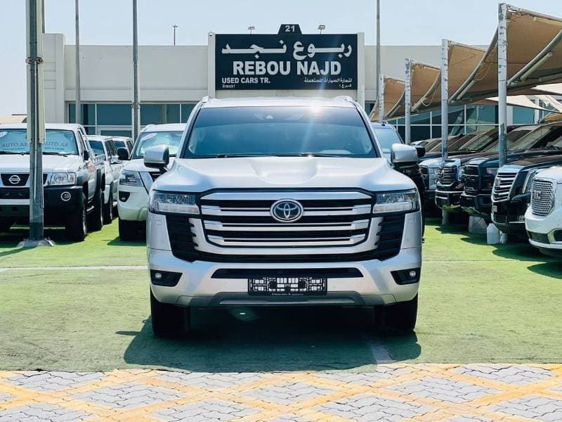 2022 Toyota Land Cruiser GXR