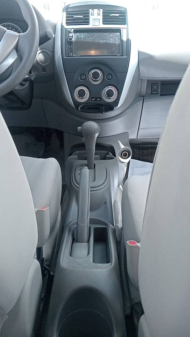 2024 Nissan Sunny SV thumbnail 5