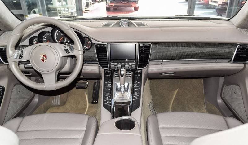 2010 Porsche Panamera TURBO thumbnail 6