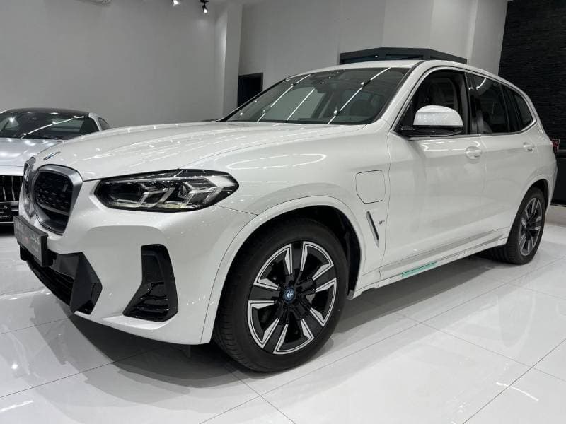2024 BMW iX3 M SPORT PREMIUM thumbnail 4