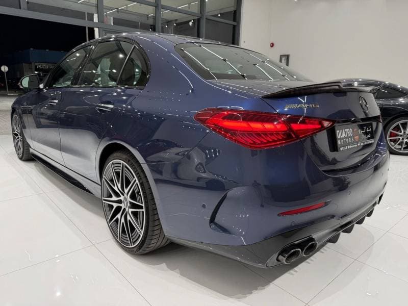 2025 Mercedes Benz C43 AMG 4MATIC thumbnail 5