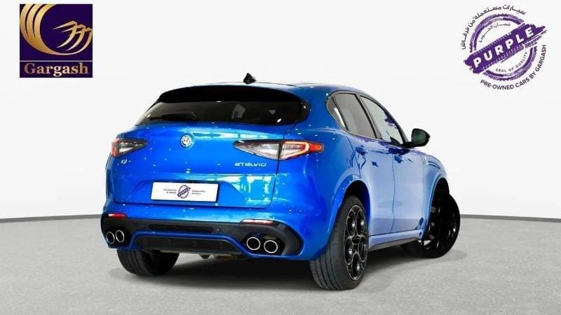 2023 Alfa Romeo Stelvio QUADRIFOGLIO thumbnail 6