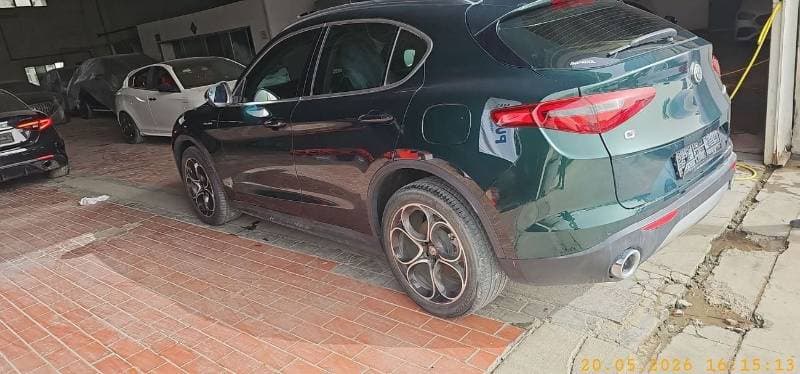 2020 Alfa Romeo Stelvio SUPER thumbnail 7