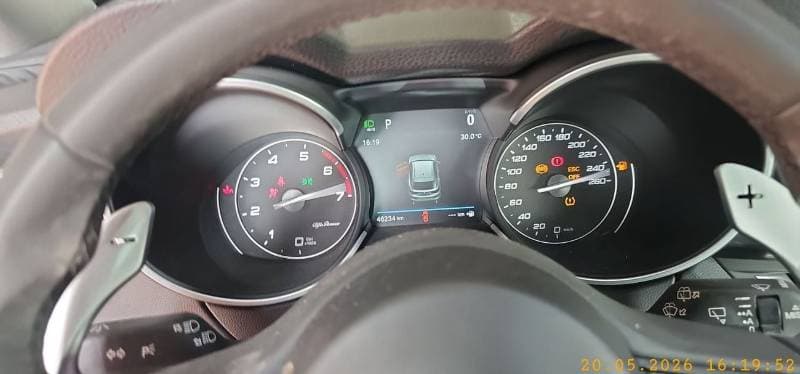2020 Alfa Romeo Stelvio SUPER thumbnail 4
