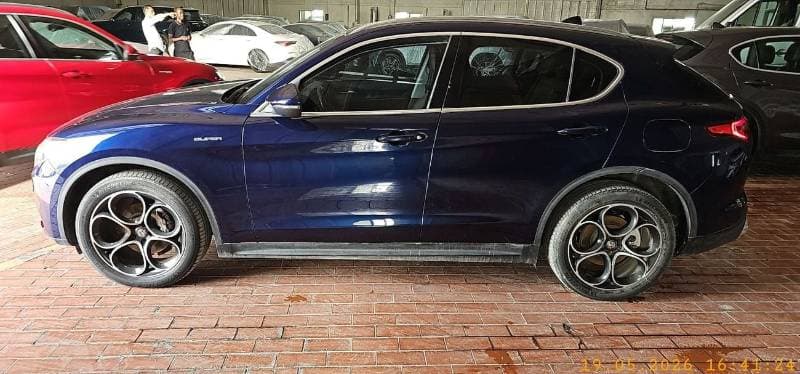 2020 Alfa Romeo Stelvio SUPER
