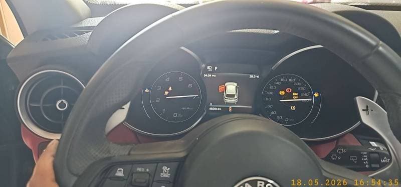 2020 Alfa Romeo Stelvio SUPER thumbnail 4