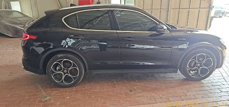 2020 Alfa Romeo Stelvio SUPER thumbnail 8