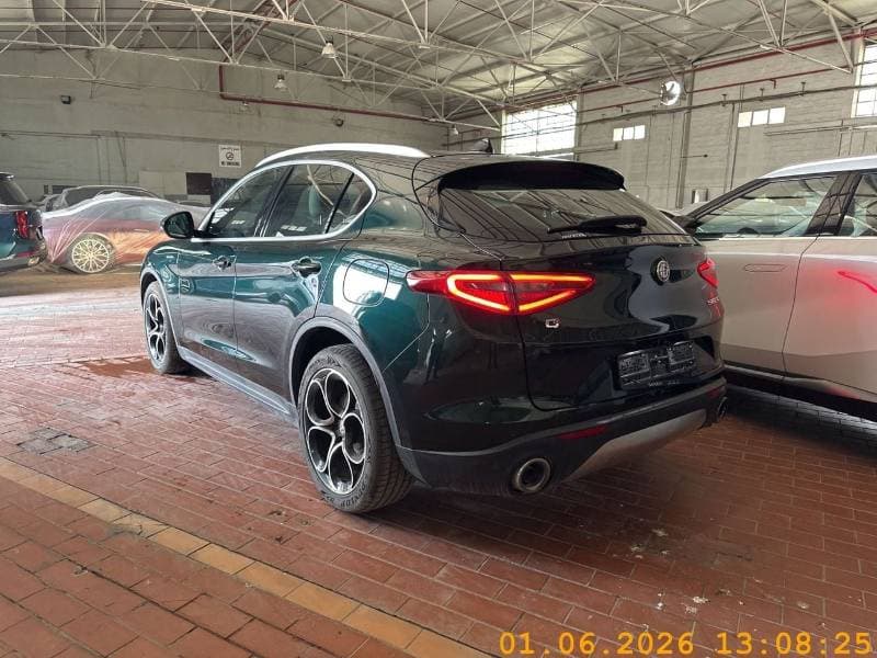 2020 Alfa Romeo Stelvio SUPER thumbnail 7