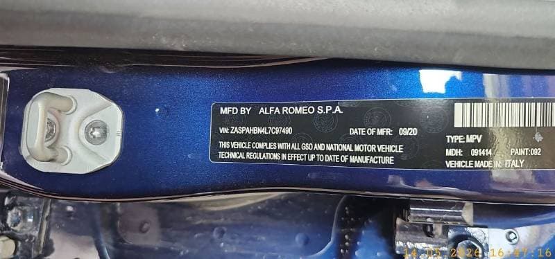 2020 Alfa Romeo Stelvio SUPER thumbnail 3
