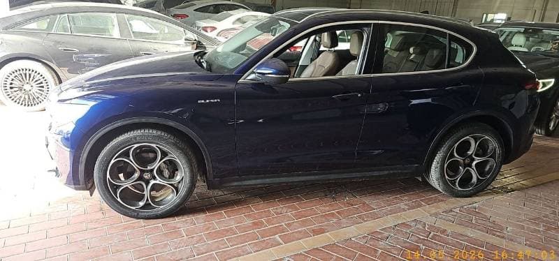 2020 Alfa Romeo Stelvio SUPER