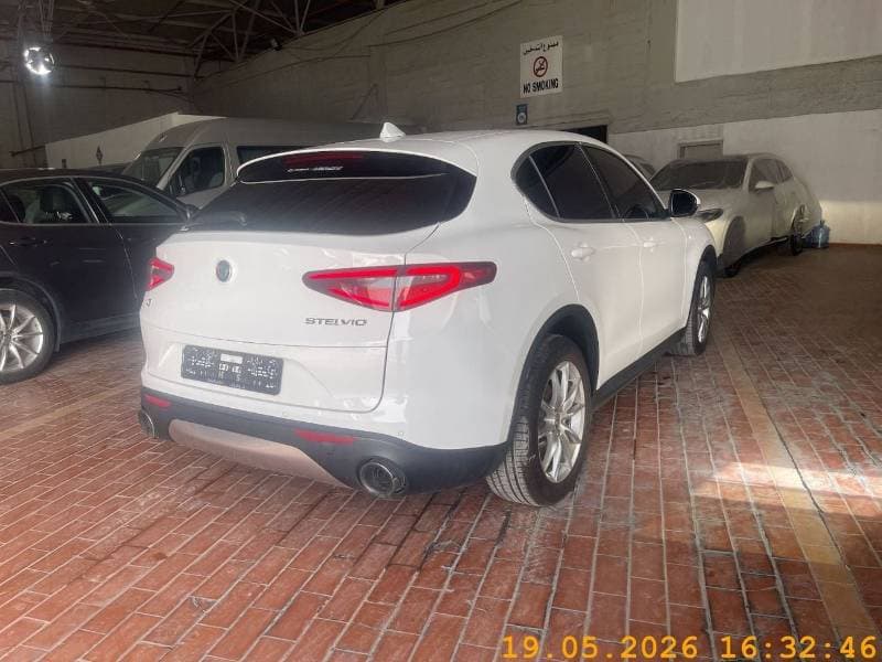 2020 Alfa Romeo Stelvio S thumbnail 8