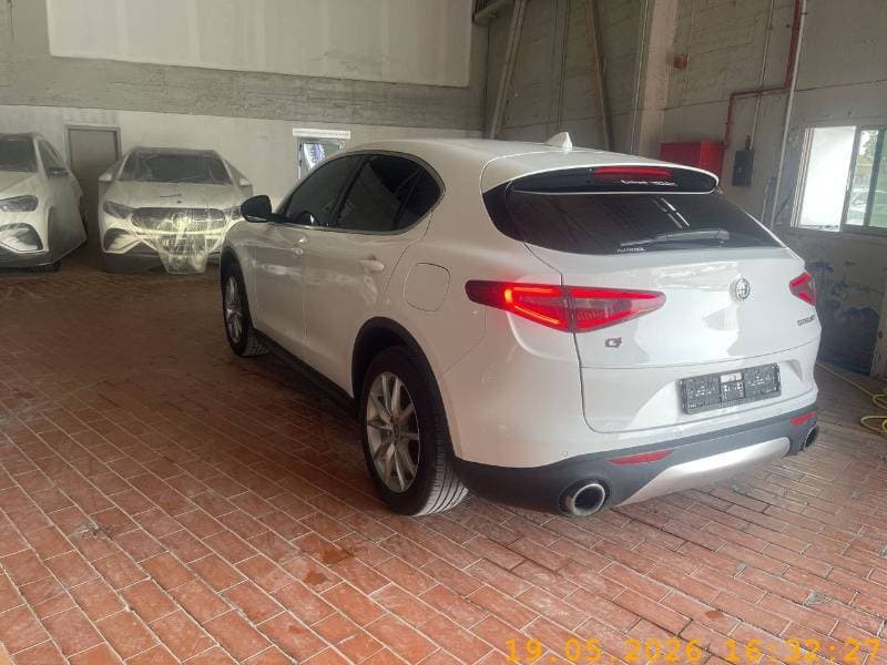 2020 Alfa Romeo Stelvio S thumbnail 7