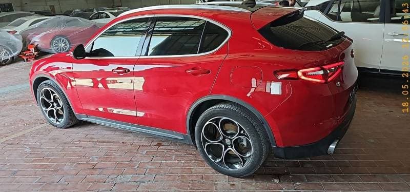 2020 Alfa Romeo Stelvio SUPER thumbnail 7