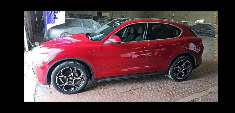 2020 Alfa Romeo Stelvio SUPER