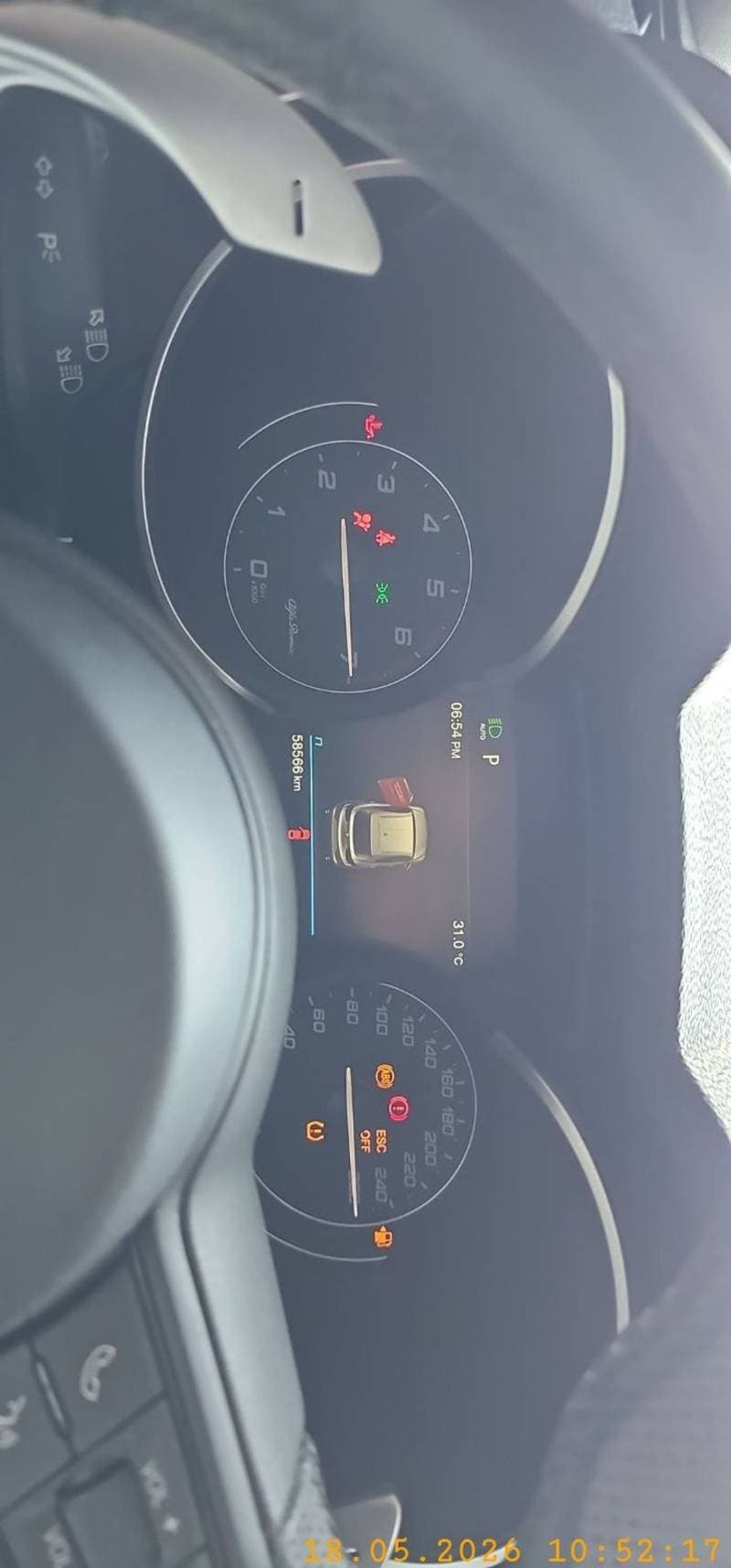2020 Alfa Romeo Stelvio SUPER thumbnail 4