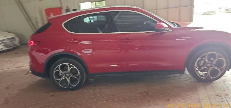 2020 Alfa Romeo Stelvio SUPER thumbnail 8