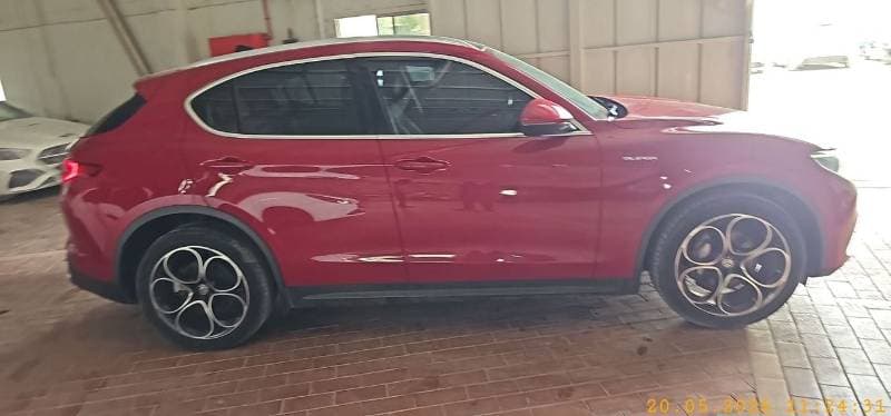 2020 Alfa Romeo Stelvio SUPER thumbnail 8