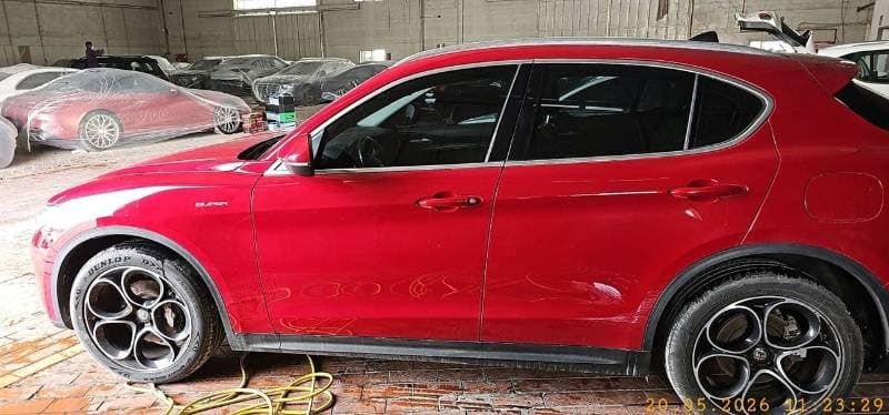 2020 Alfa Romeo Stelvio SUPER