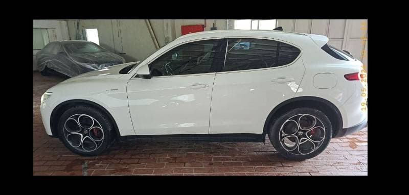 2020 Alfa Romeo Stelvio SUPER