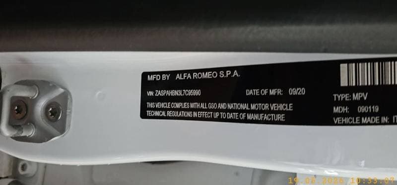 2020 Alfa Romeo Stelvio SUPER thumbnail 3