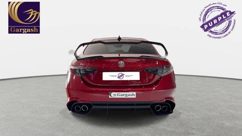 2025 Alfa Romeo Giulia QUADRIFOGLIO thumbnail 7
