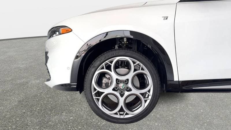 2024 Alfa Romeo Tonale TI thumbnail 5