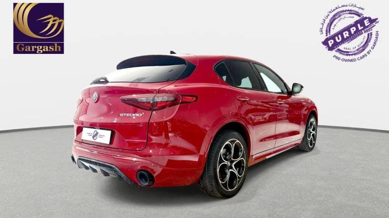 2022 Alfa Romeo Stelvio VELOCE thumbnail 8