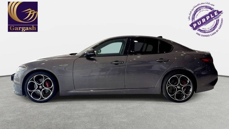 2022 Alfa Romeo Giulia VELOCE thumbnail 4